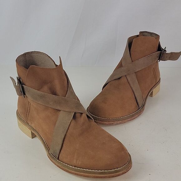 Free People Las Palmas Distressed Leather Women's Ankle Boots - Picture 3 of 15